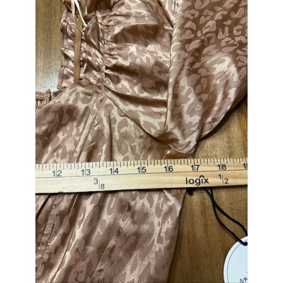 Milk & Honey Satin Corset Top Womens XL Long Sleeve Leopard Print Smocked Blouse - Picture 6 of 7